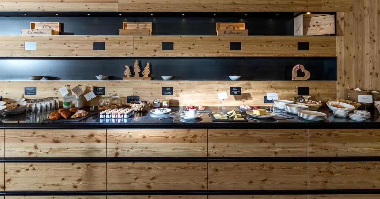 Hotel Li Anta Rossa Livigno Eksteriør bilde