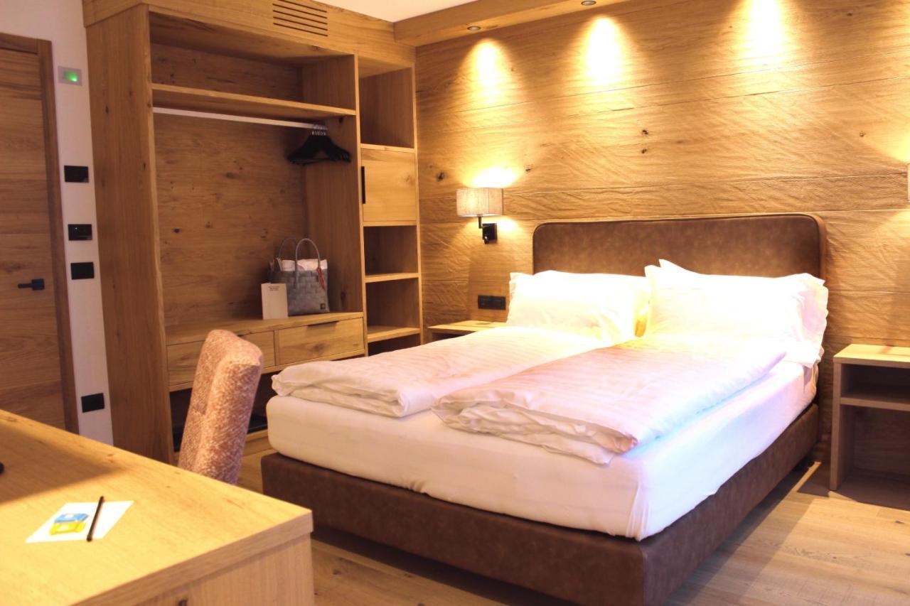 Hotel Li Anta Rossa Livigno Eksteriør bilde